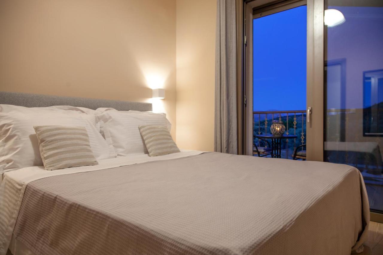 Villa Alkistis Apolpaina エクステリア 写真